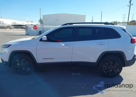 2016 Jeep Cherokee Altitude from USA, damaged, VIN 1C4PJMCS6GW132073
